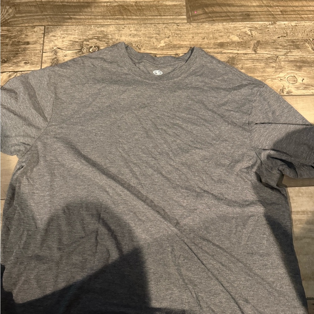 Athletic Works Gray Men's Short Sleeve Tee